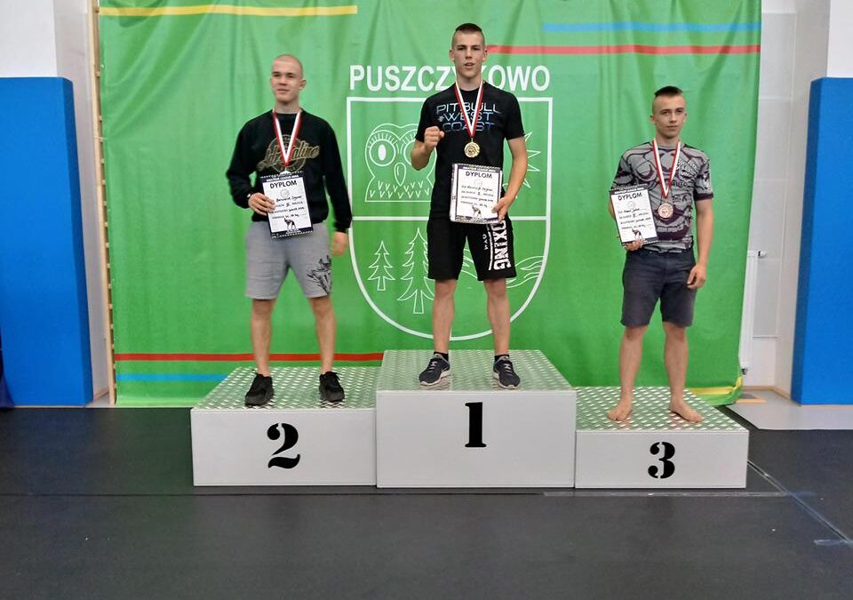 Szymon Karolczyk Mistrzem Europy Amatorskiego MMA!