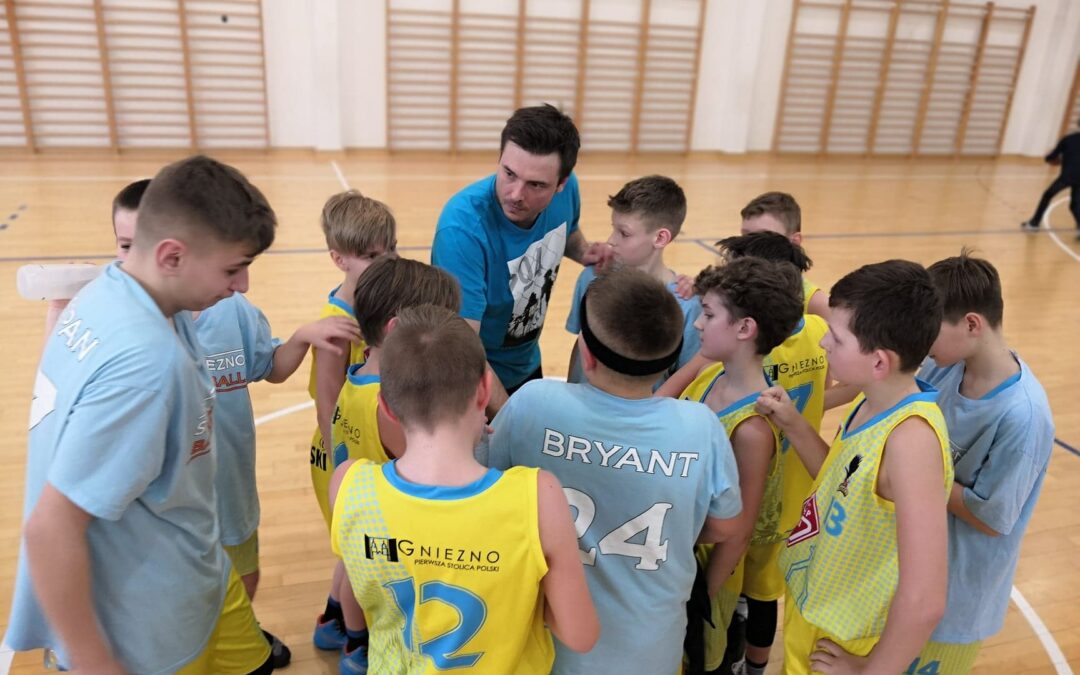 Stracił sezon, poświęcił się młodzieży. Coach Piotr Golasiński!