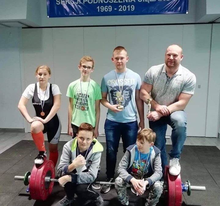 Fantastyczny występ sztangistów GTA Chrobry!