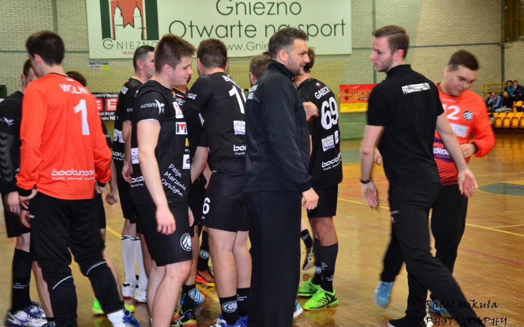 Szczypiorniak powiększa sztab szkoleniowy