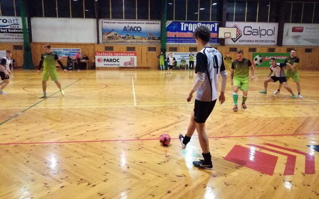 W Trzemesznie ruszyła liga halowa