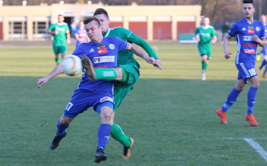 Alarm obronny. Mieszko zwycięża, ale defensywa do naprawy (relacja+zdjęcia)