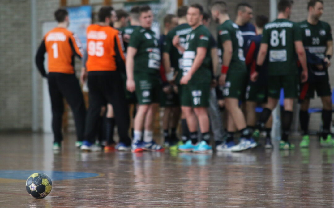 Dopłacają, by grać w Szczypiorniaku. Męska piłka ręczna na ostrym zakręcie!