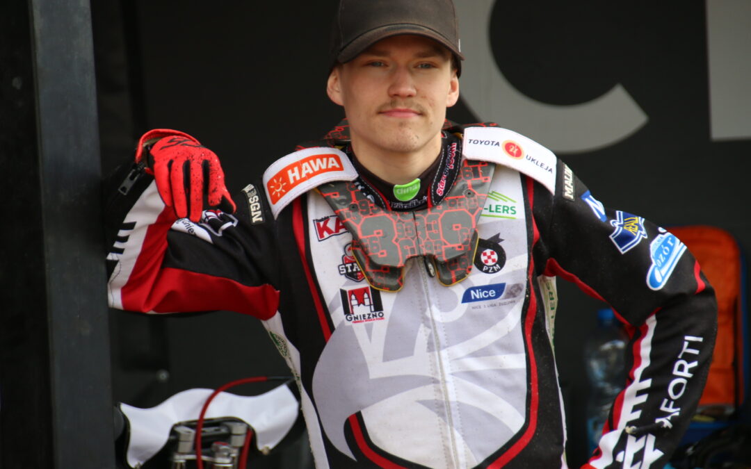 Fajfer i Berntzon z dwucyfrówkami w Elitserien