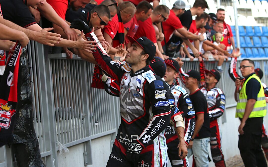 W Łodzi szaleństwo na torze i na trybunach (galeria)