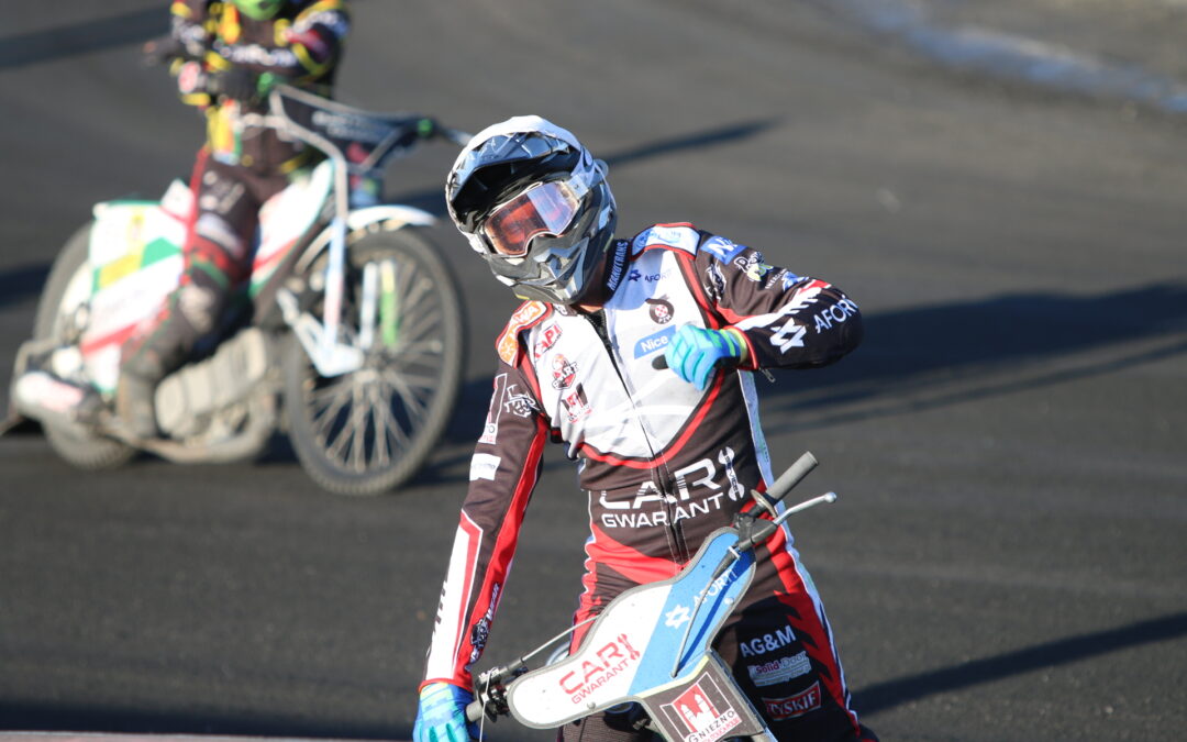 Pavlic ciągnął nierówny Start. Błędy na wagę porażki