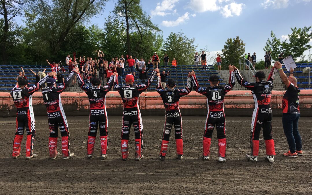 Pokaz mocy Startu w Krakowie! Niebiosa łaskawe dla gospodarzy