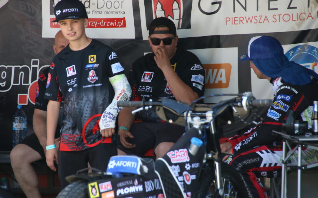 Młodzi sportowcy nagrodzeni Perełkami