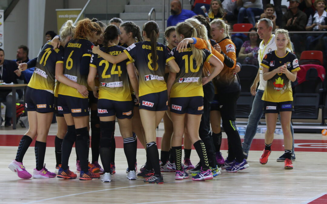 Wielkie widowisko w nowej hali! MKS PR URBIS zmazał plamę