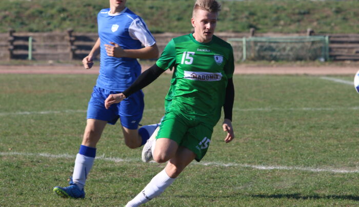 Czarni odczarowali własny stadion. Gromy od Owieczek i Fary