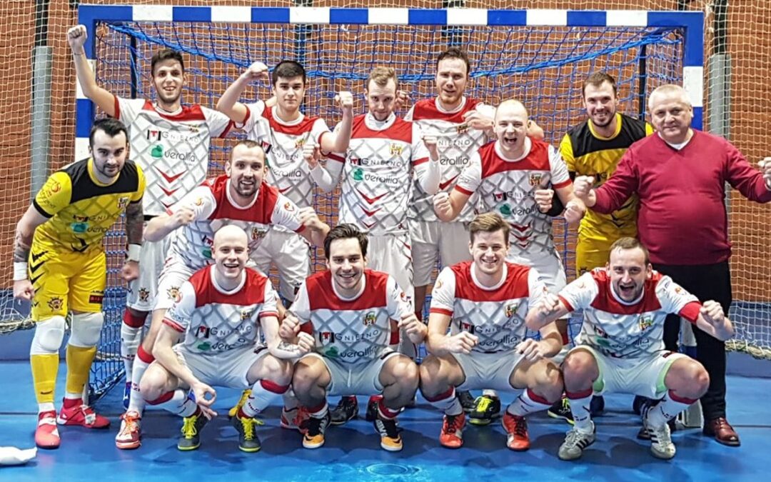 Niespodzianka w Obornikach! KS Gniezno z awansem w Pucharze Polski!