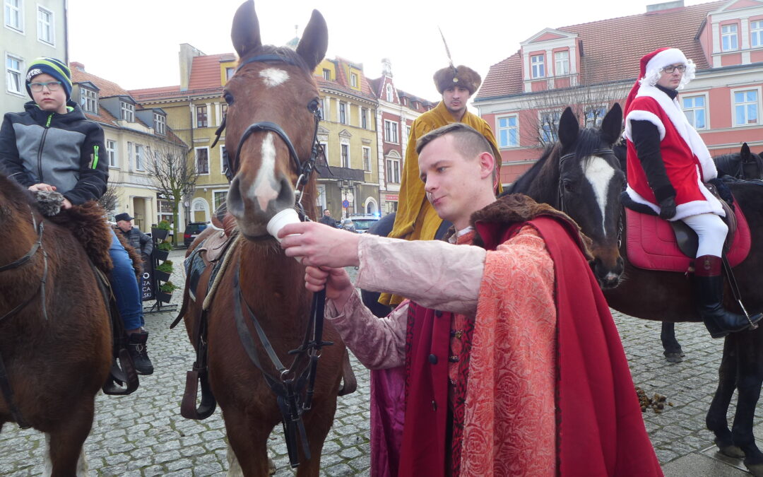 Koniarze pożegnali stary rok na Rynku