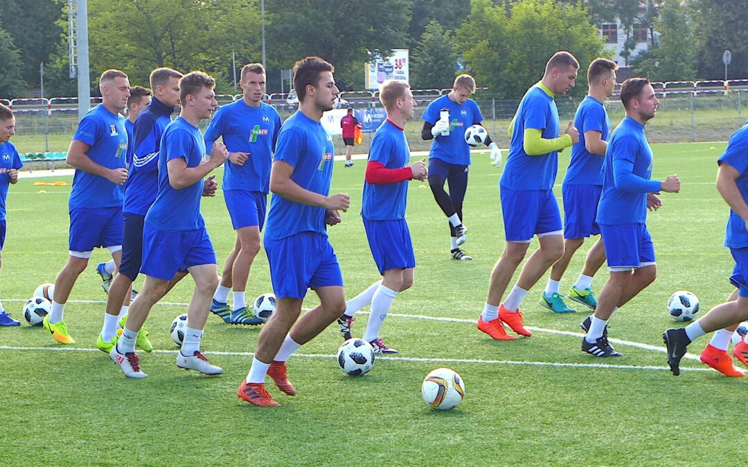 Kolejny podpis w Mieszku. Na treningach pełna mobilizacja.