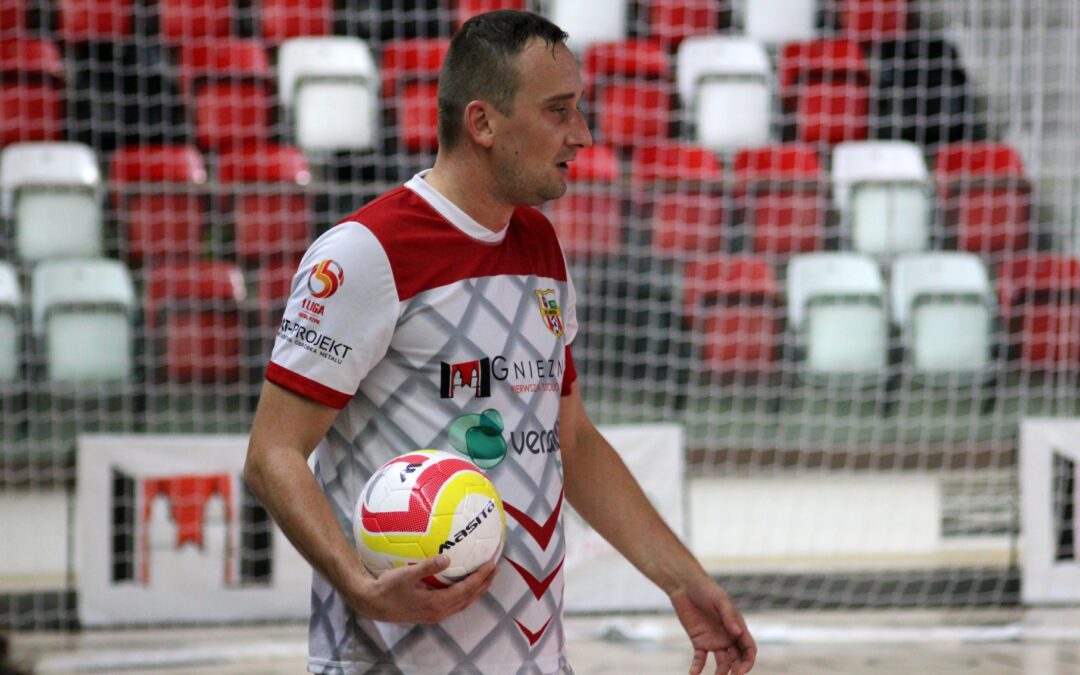 P. Kaźmierczak: „Kibice prędzej obejrzą spotkania Futsal Ekstraklasy niż 2. ligi”