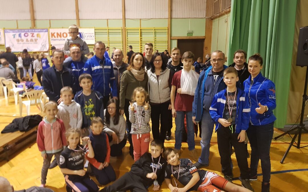 Husarz sześciokrotnie na podium