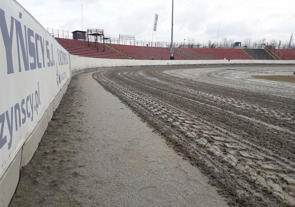 Kiedy Start wyjedzie na tor?