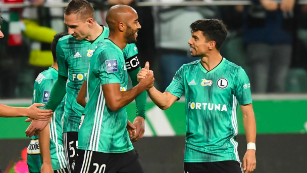 Legia Warszawa-Wisła Kraków czyli „Biała Gwiazda” popłynęła w Warszawie