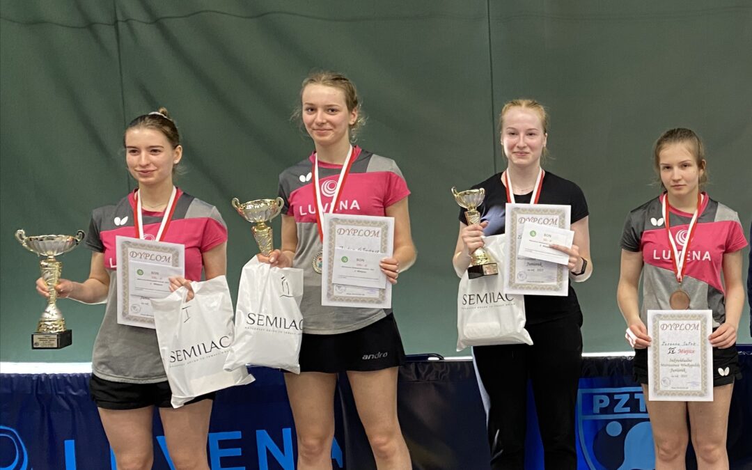 Zuzanna Lewandowska na podium mistrzostw Wielkopolski