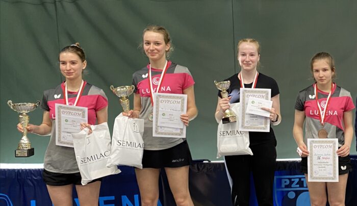 Zuzanna Lewandowska na podium mistrzostw Wielkopolski