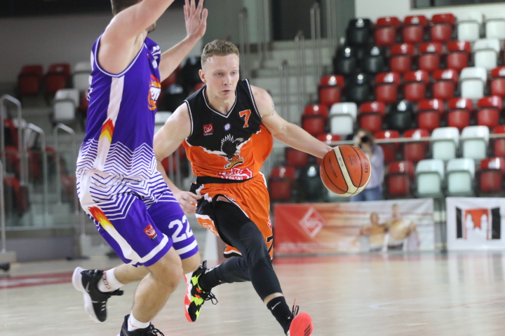 Sklep Polski MKK Gniezno – Pyra Szkoła Gortata Poznań [GALERIA]