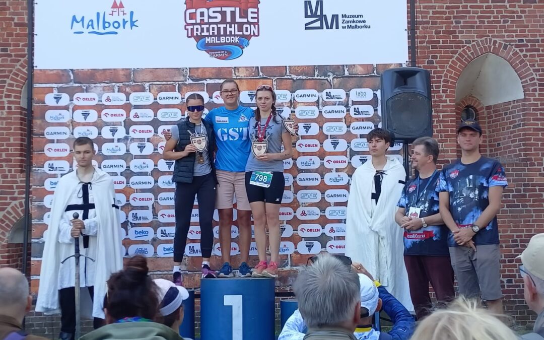 Majorczyk i Tomaszewska wygrali swoje kategorie w Castle Triathlon