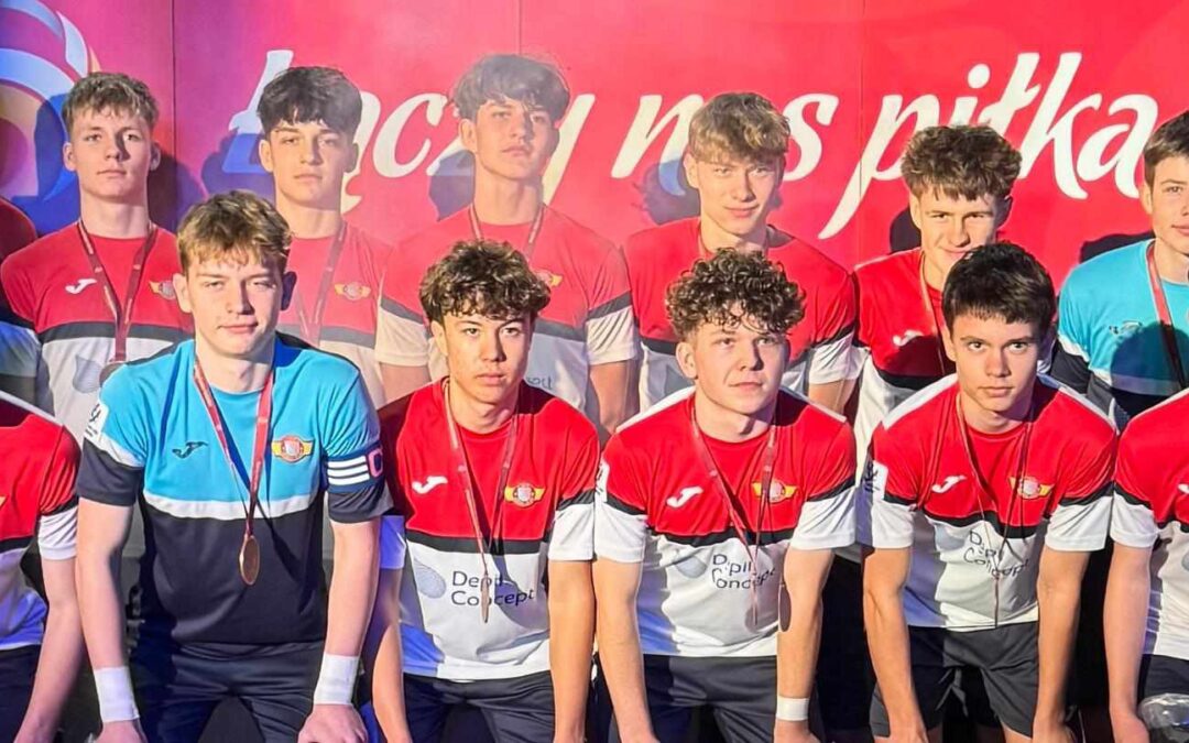 Piłkarze z Gniezna medalistami mistrzostw Polski w futsalu