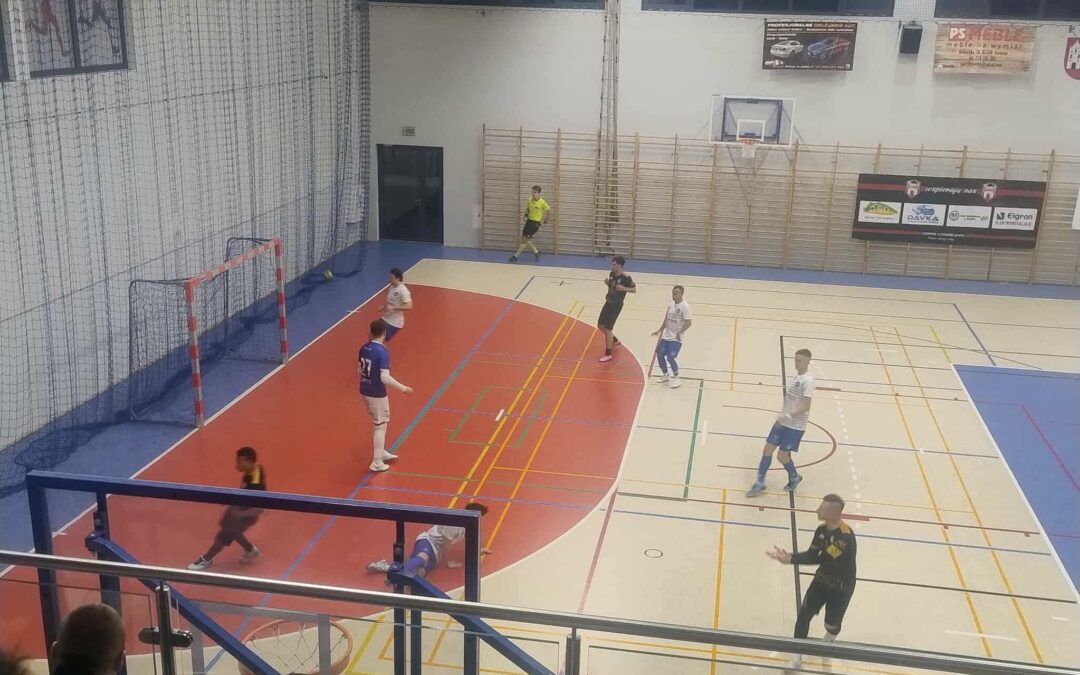 Ogromne emocje w ligowym debiucie Czarnych Czerniejewo