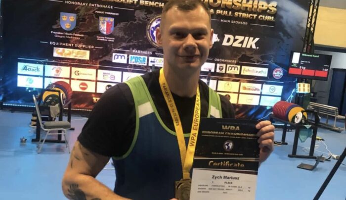 Mariusz Zych mistrzem Europy w trójboju siłowym