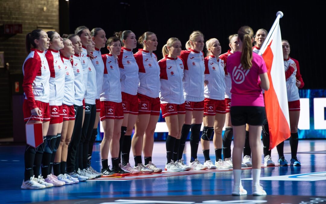 Polki gromią na otwarcie MŚ