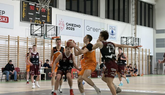 Outsider rozgromiony w Gnieźnie