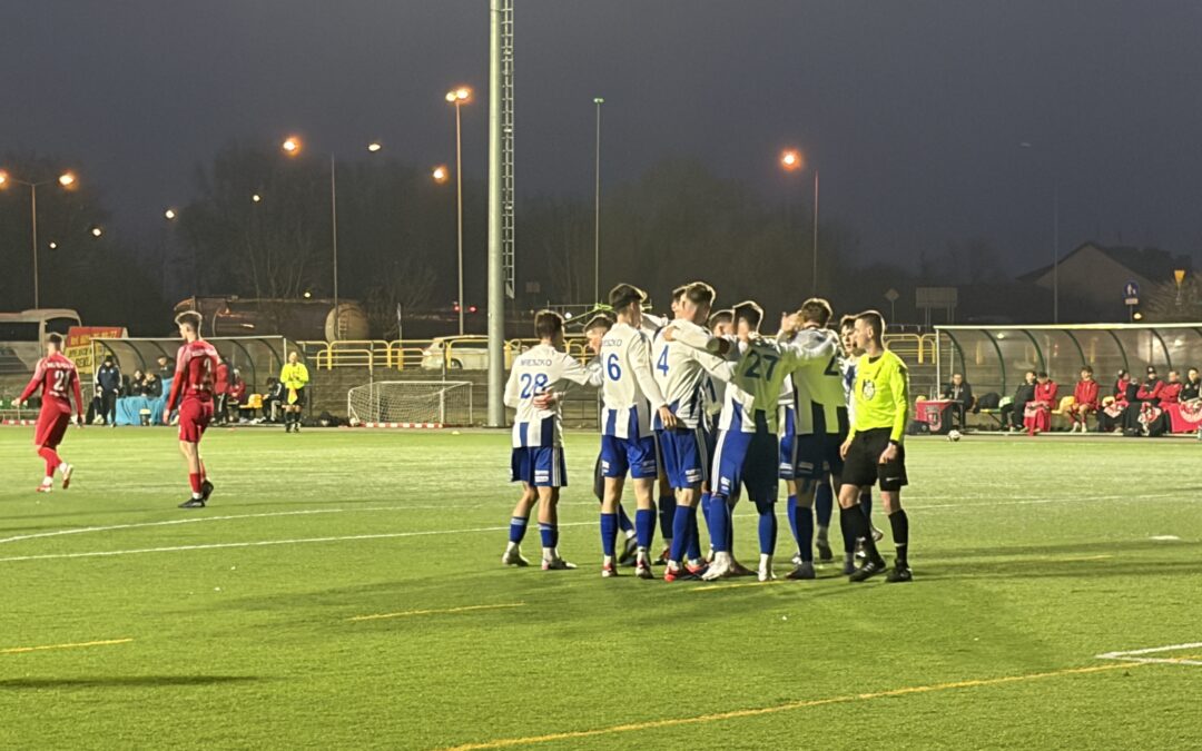 Mieszko gromi Huragan Pobiedziska!