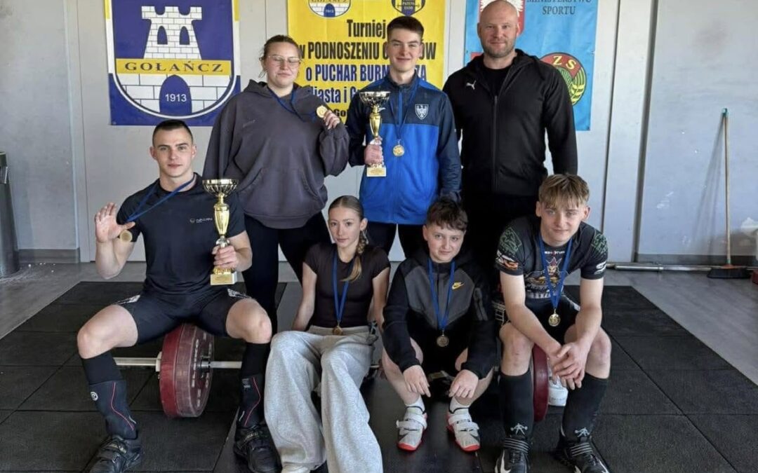 Dwa medale sztangistów GTA Chrobry w Gołańczy