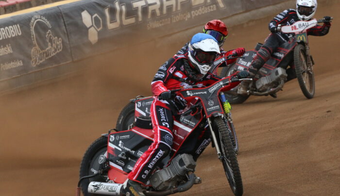 Wygrana Startu na inaugurację