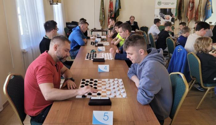 Sebastian Wieczorek mistrzem Gniezna w warcabach