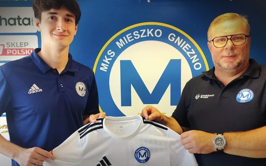 Mieszko pochwalił się nowym defensorem