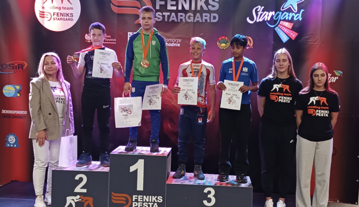 Świetny występ J. Piotrowskiego w Międzynarodowych Mistrzostwach Polski Szkół w zapasach